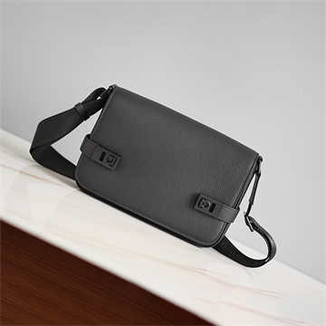 salvatore ferragamo grained leather crossbody bag #2116086-2
